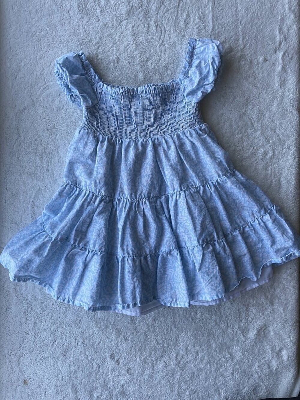 NWOT- joie Light blue floral smocked dress size 2T - Picture 8 of 8